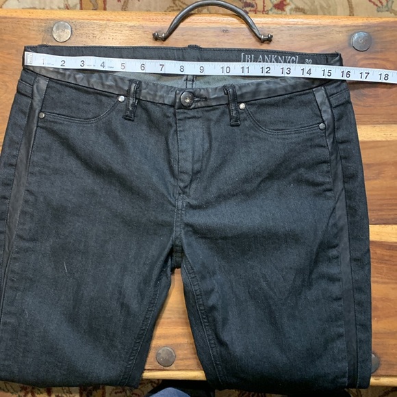 Blank NYC Woman’s 30W Black Jeans w/ Faux Leather Trim - Picture 8 of 14